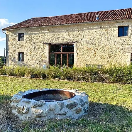 Feriehus In Et Nontronneau *