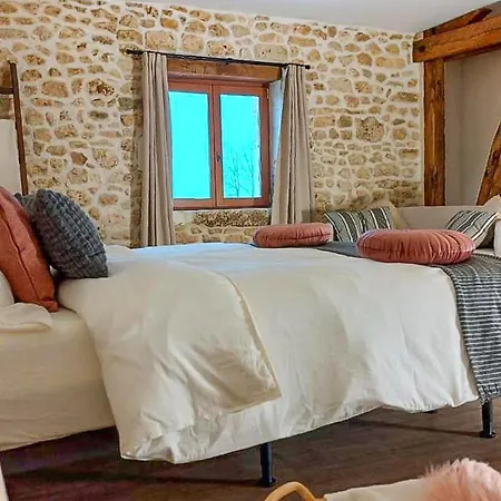 Feriehus In Et Nontronneau *